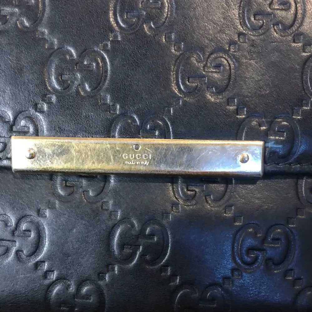 GUCCI GG Black Guccissima Bifold Wallet With Billfold & Coin Section
